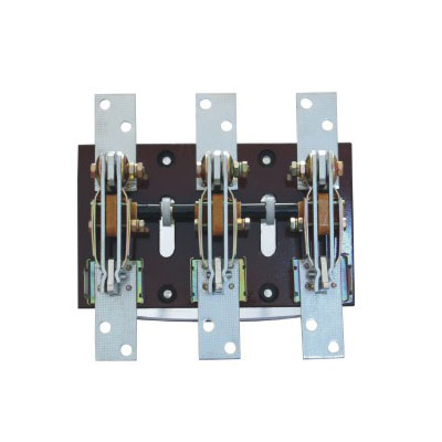 HD13、HS13系列電(diàn)动式和手动式大電(diàn)流刀(dāo)开关